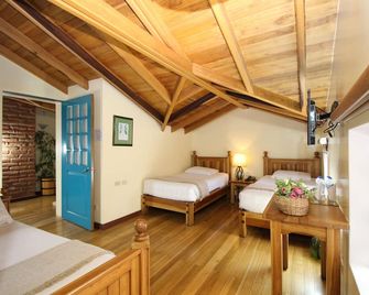 فييجا كوبا هوتل - كويتو - غرفة نوم