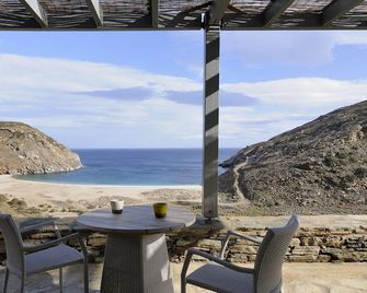 Aegea Blue Cycladic Resort - Andros - Balcón