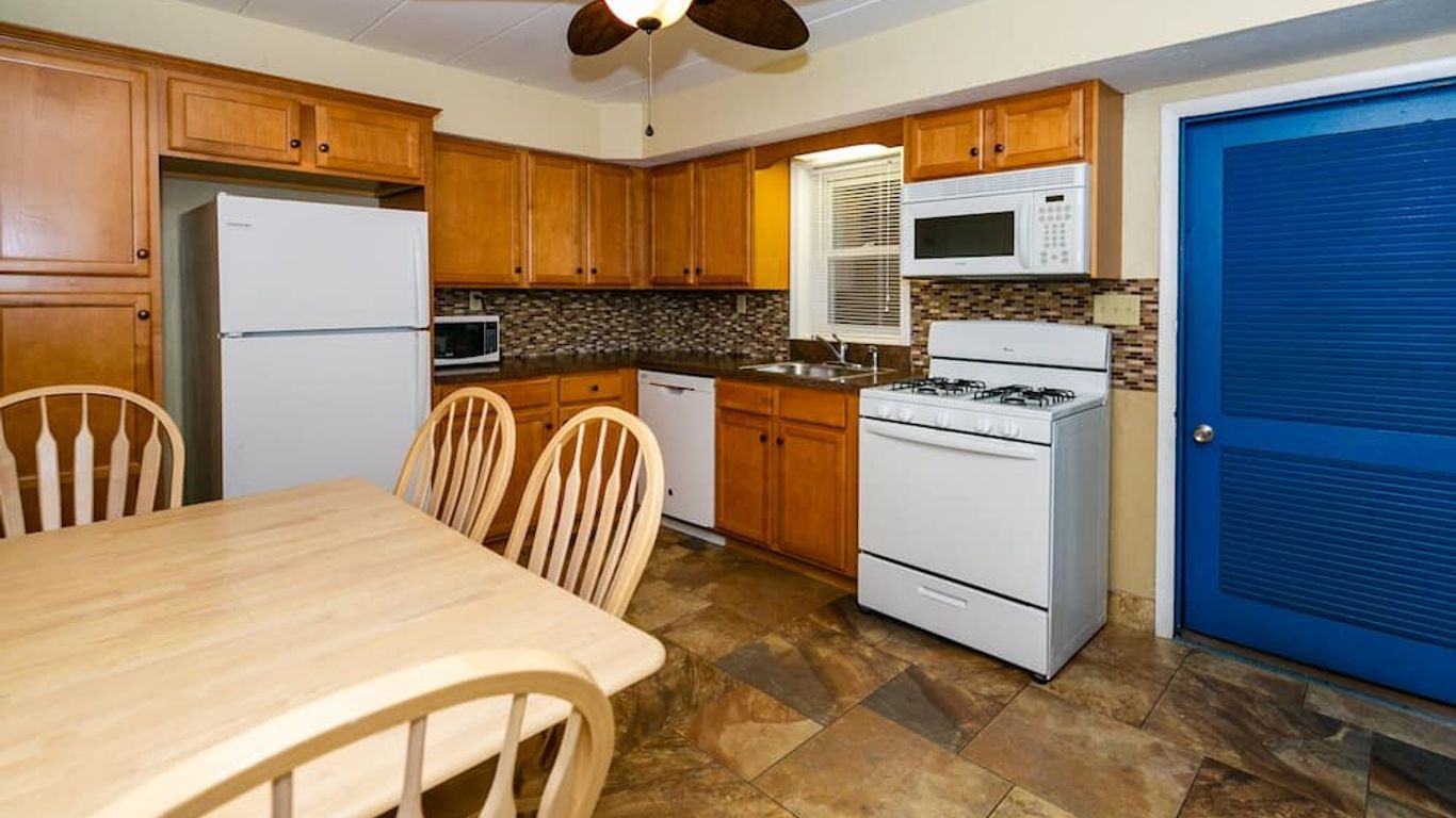 Gondolier Motel - Wildwood