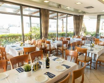 Golden City - Atene - Ristorante