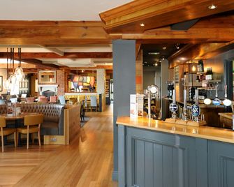 Premier Inn Southend Airport - Southend-on-Sea - Bar