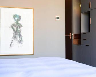Hotel Piet Hein Eek - Eindhoven - Bedroom