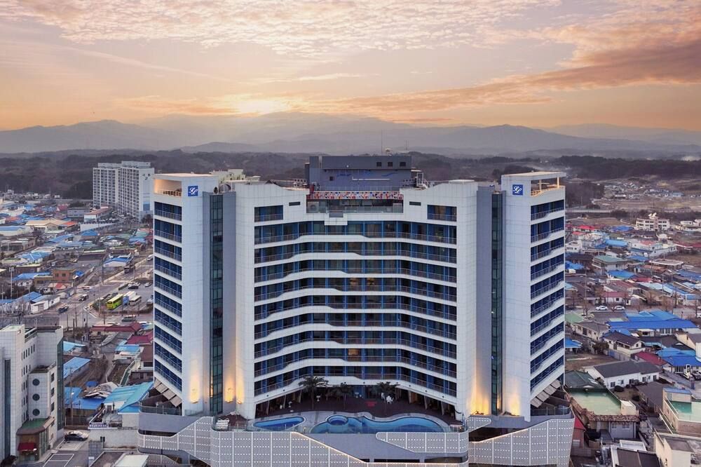 إس إ هوتل جاننيونج