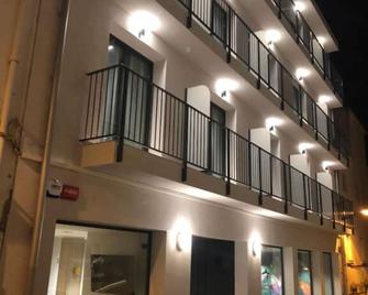 Hotel Torrent - l'Escala - Building