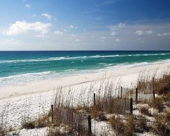 White Sandy Beaches, Gulf Front Complex, Heated Pool, Private Patio - Navarre Beach - Beach