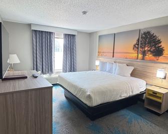 Days Inn by Wyndham Eagle River - Eagle River - Slaapkamer