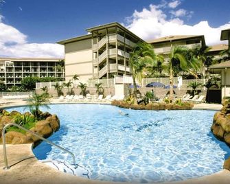 2 BR/2 BA in a beautiful resort, super clean, great beach, Sleeps 6 - Kihei - Uima-allas