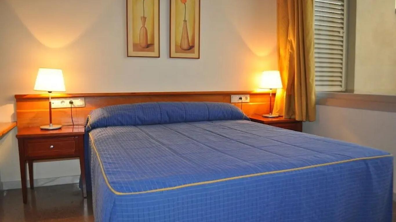 Aparthotel Solé