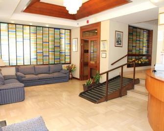 Hotel Da Remo - Roccaraso - Лоббі