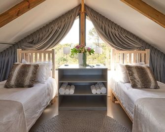 Treedom Villas and Vardos - Wilderness - Makuuhuone