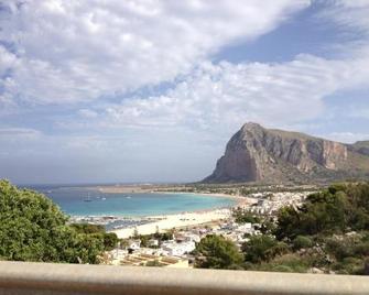 Ciuri Di Gelsomino - San Vito Lo Capo