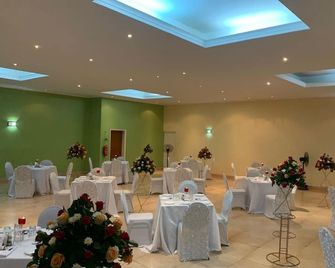 Equator Hotel - Arusha - Banquet hall