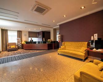 Warminski Hotel & Conference - Olsztyn (Warminsko-Mazurskie) - דלפק קבלה