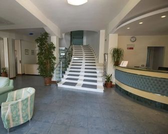 Hotel Gabbiano - Porto San Giorgio