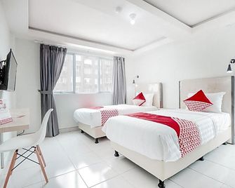 Flagship 210 Amethyst Kemayoran - Jakarta - Bedroom