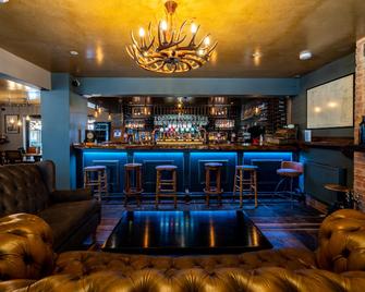 Kettleburgh Chequers - Brandeston - Bar