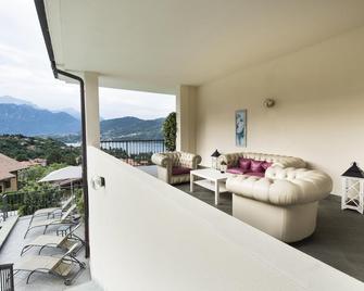 Hotel La Perla - Tremezzina - Balcony
