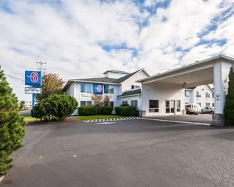 Motel 6 Seaside - Seaside - Rakennus