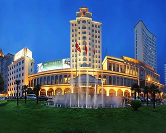 Zhangjiagang Guomao Hotel - סוג'ואו - בניין