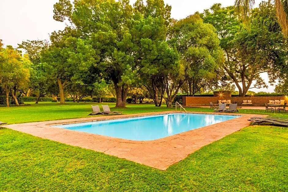 Sondela Nature Reserve & Spa Country House