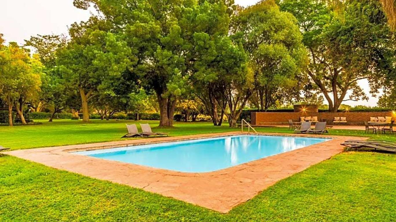 Sondela Nature Reserve & Spa Country House