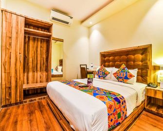 Fabhotel Ascot International II - Nr Mumbai International Airport - Powai - חדר שינה
