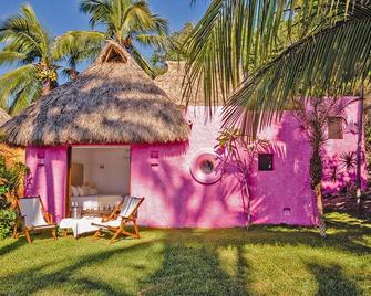 Playa Rosa Bungalows Careyes - Costa Careyes - Patio