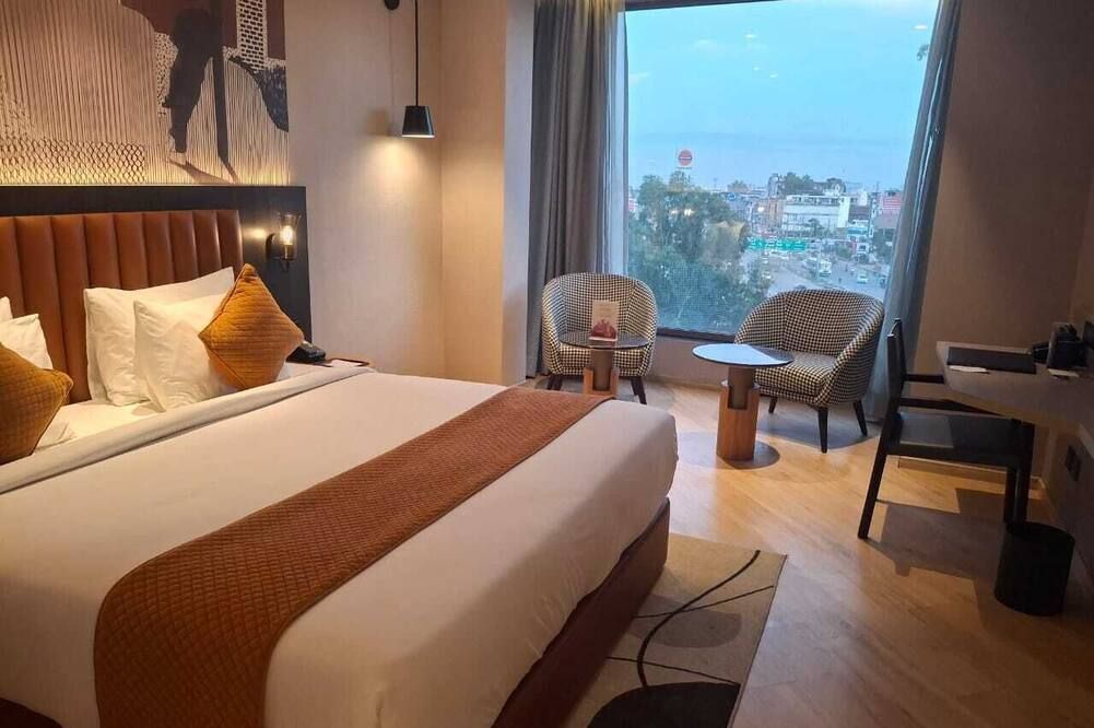 Ramada Encore by Wyndham Chandigarh Zirakpur - Zerakpur