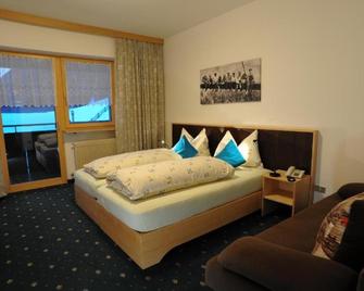 Hotel Martellerhof - Martell - Bedroom