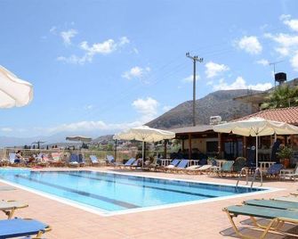 Frida Village - Piskopiano - Pool