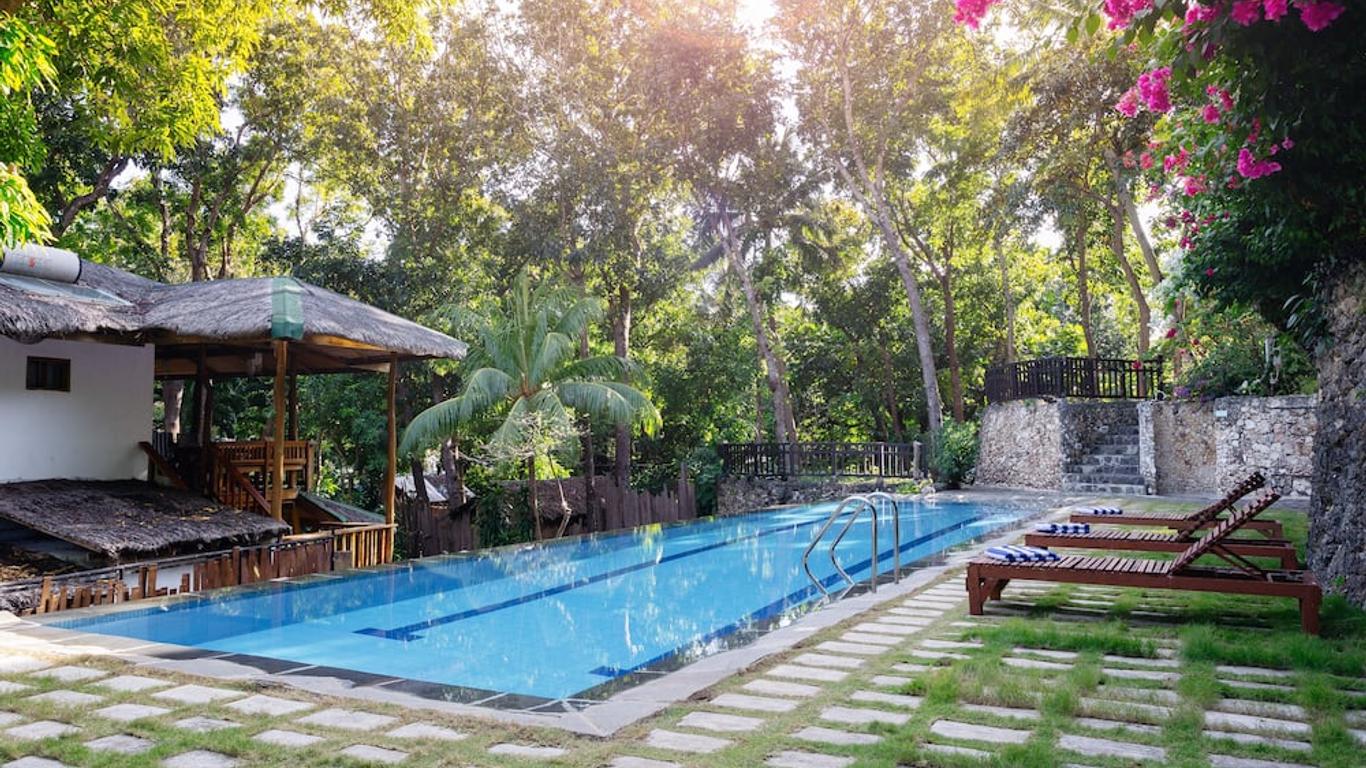 The Strand Boutique Resort