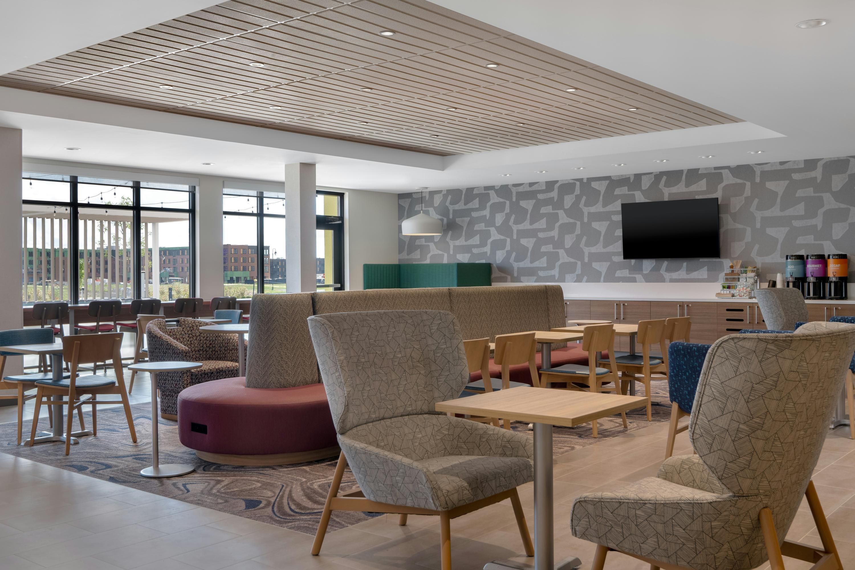 Home2 Suites by Hilton Sheboygan - Sheboygan - Lounge