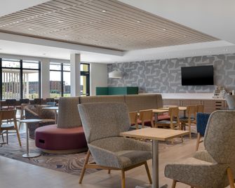 Home2 Suites by Hilton Sheboygan - Sheboygan - Lounge
