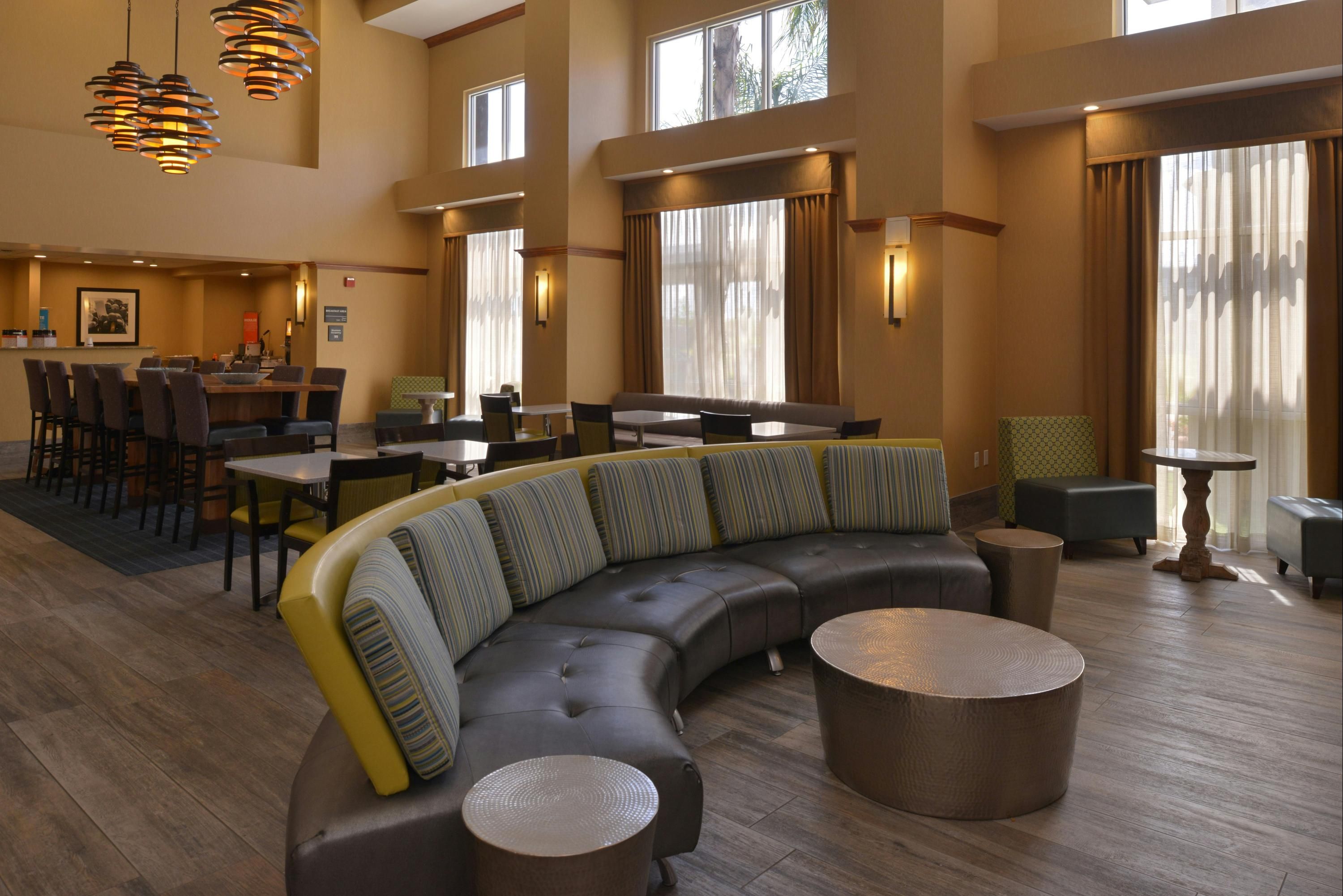 Hampton Inn & Suites Bakersfield North-Airport - Bakersfield - Lounge