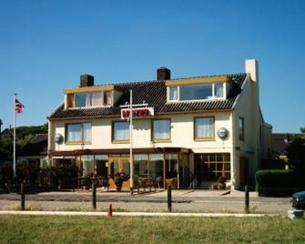 Badhotel Zeecroft - Wijk aan Zee - Building