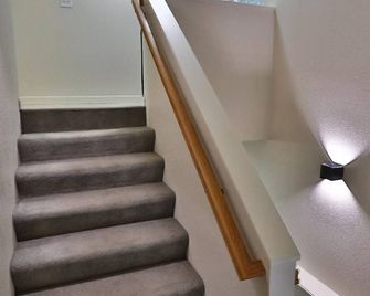 Peaceful Retreat In The Heart Of Missoula - Missoula - Escaleras