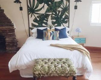 Springside House - Hillcrest - Bedroom
