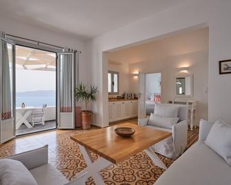 منازل أغالي - فيروستيفاني - غرفة معيشة