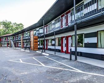 The Asheville Inn - Asheville - Edifício