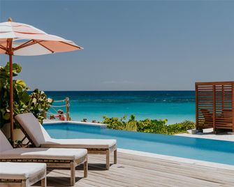 Pink Sands Resort - Dunmore Town - Piscine