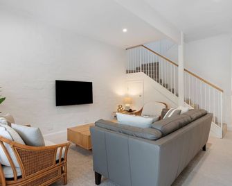 Little Cove Townhouse 7 Pandanus Street 14 - Noosa Heads - Stue
