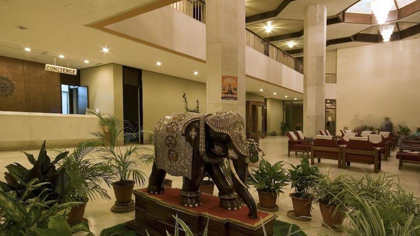 Hotel Paradise - Mysore Dasaprakash Group