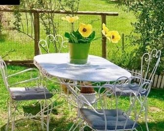 B&B Monte di Bù - Bagno Roselle - Patio