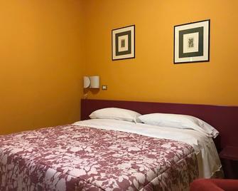 Cristal Hotel - Manocalzati - Bedroom