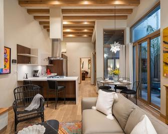 Le Cottage San Miguel De Allende, Modern - San Miguel de Allende - Living room