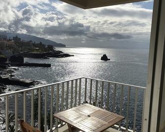 Apartamentos do Mar Funchal - Funchal - Balcón