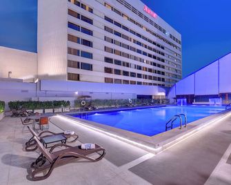 Karachi Marriott Hotel - Карачі - Басейн