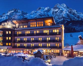 Hotel Bacher Asitzstubn - Leogang - Budova