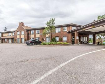 Comfort Inn Chicoutimi - Saguenay - Bygning