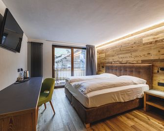 Hotel Steinbock - Livigno - Bedroom